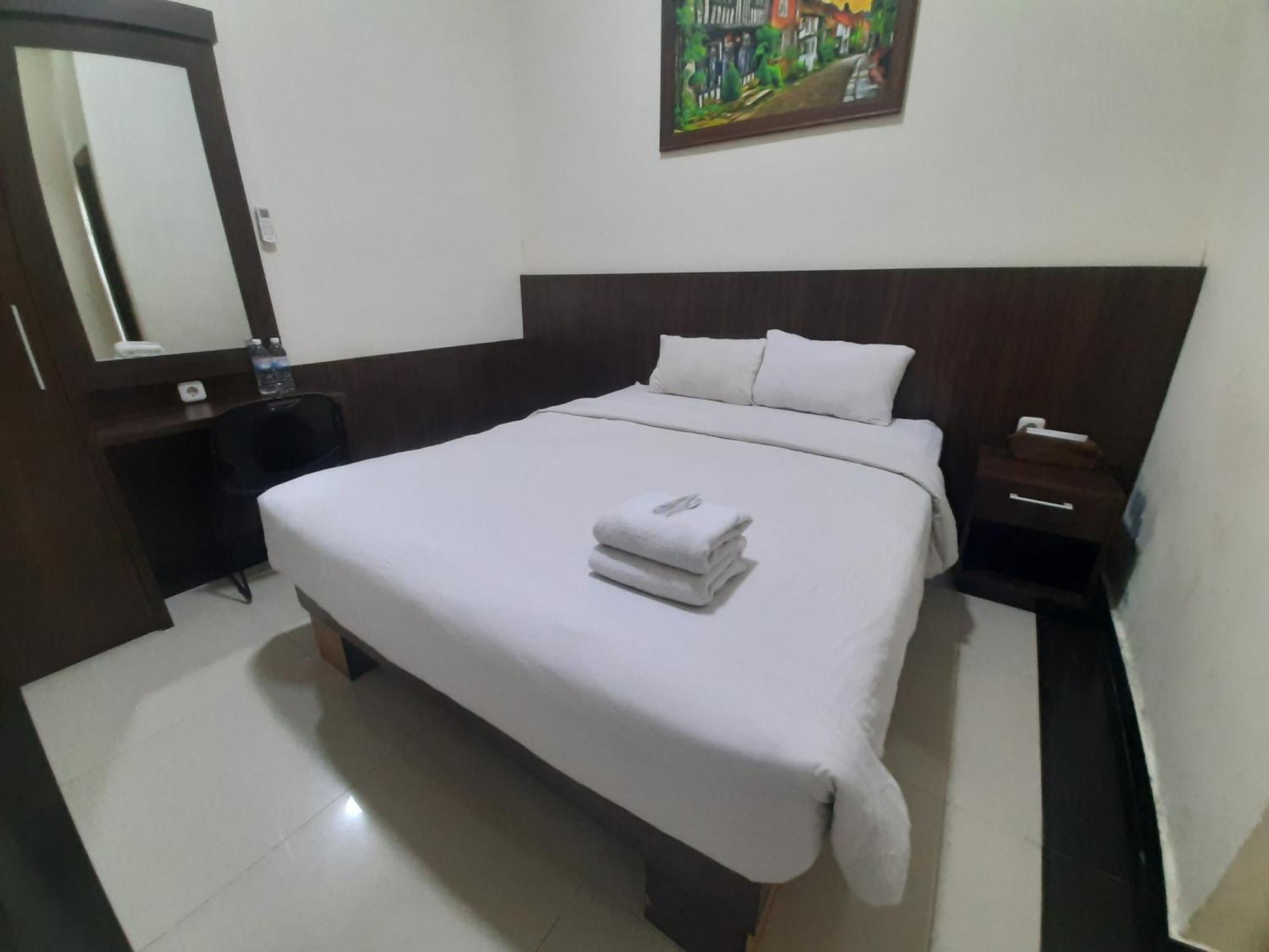 Urbanview Alfiya Hotel Lampung Bandar Lampung Exterior photo