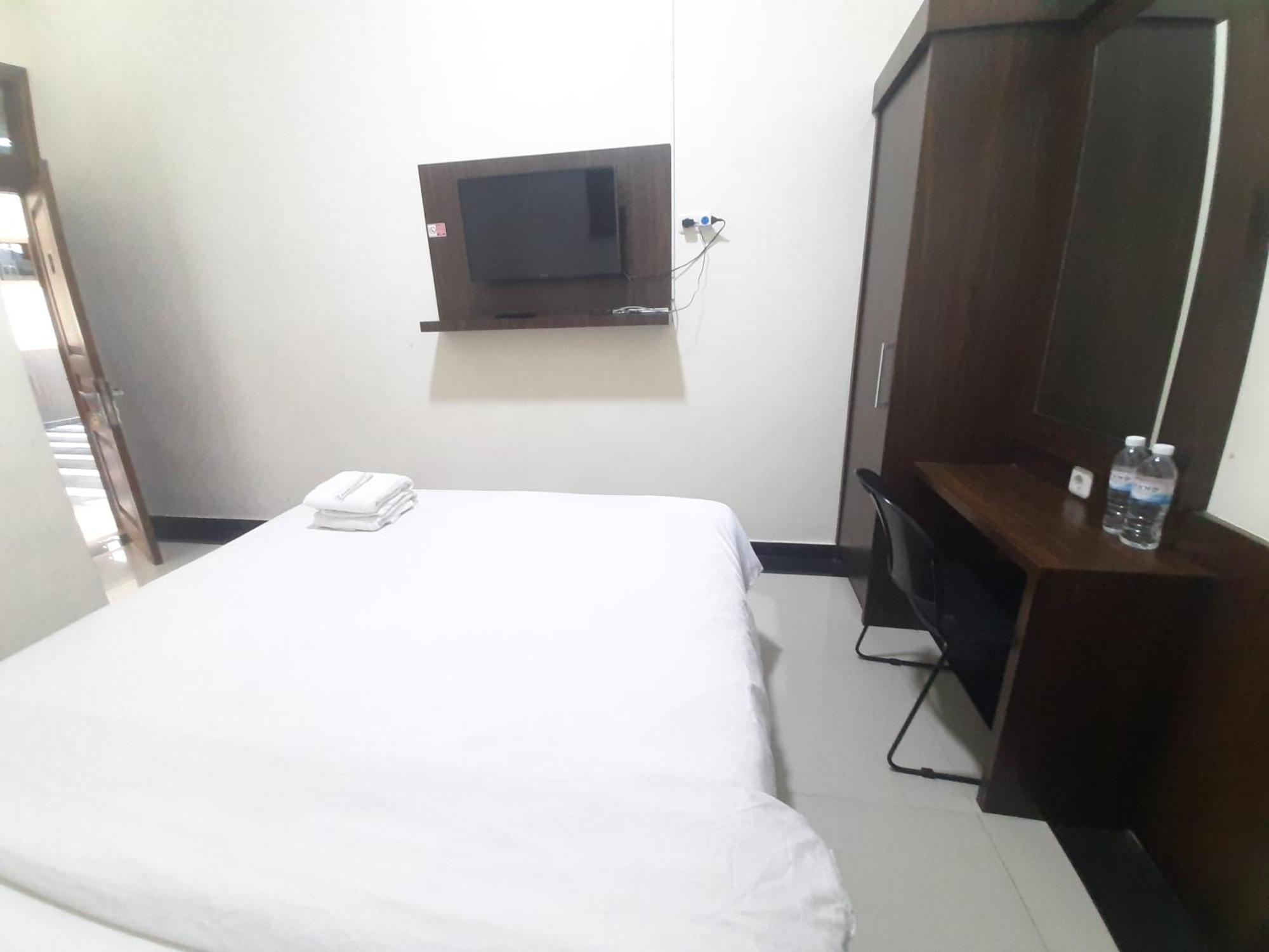 Urbanview Alfiya Hotel Lampung Bandar Lampung Exterior photo